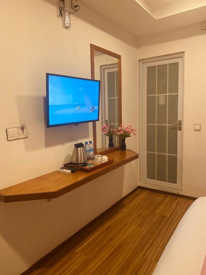 Pearlshine Retreat Maldives Hotel กุลลี ภายนอก รูปภาพ