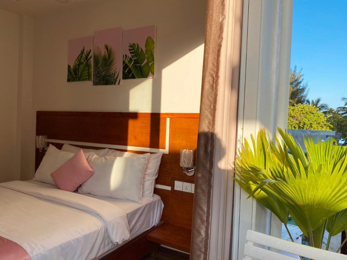 Pearlshine Retreat Maldives Hotel กุลลี ภายนอก รูปภาพ